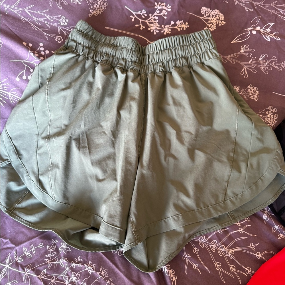 lululemon athletica Track that 5inch short